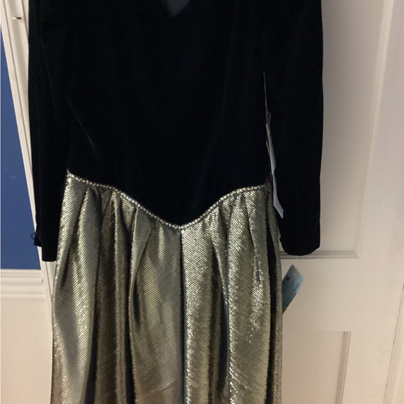 Women’s Marie St.Claire evening dress-Size 14- NWT - Picture 2 of 9